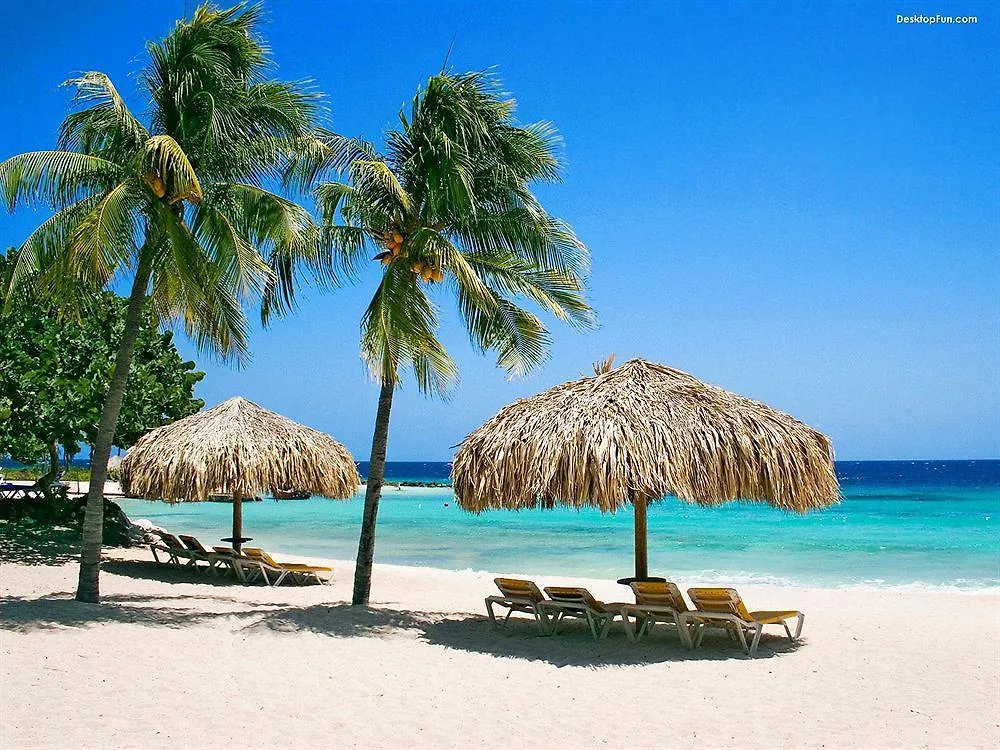 Curacao Suites Hotel Виллемстад