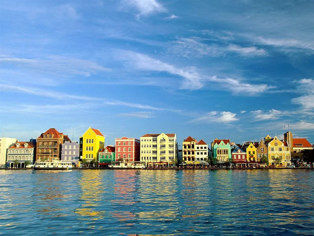 Curacao Suites Hotel Виллемстад Кюрасао